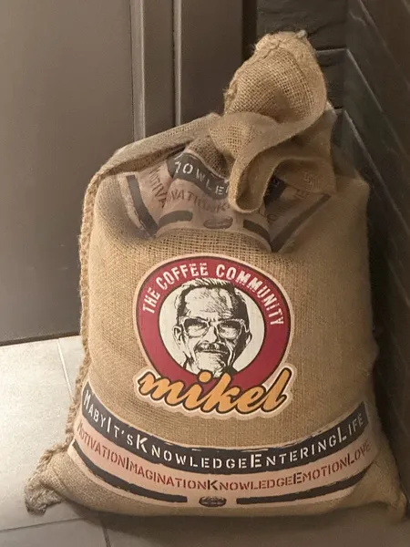 Mikel Coffee Καραολή και Δημητρίου 189, Εύοσμος