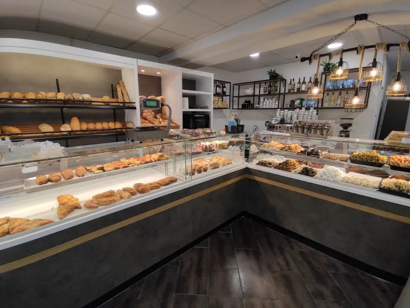 Ζαχαροπλαστείο Γεωργιάδης | Bakery - Patisserie - Café