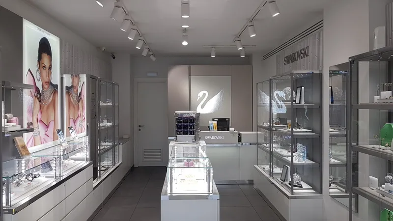 Swarovski boutique Πειραιά