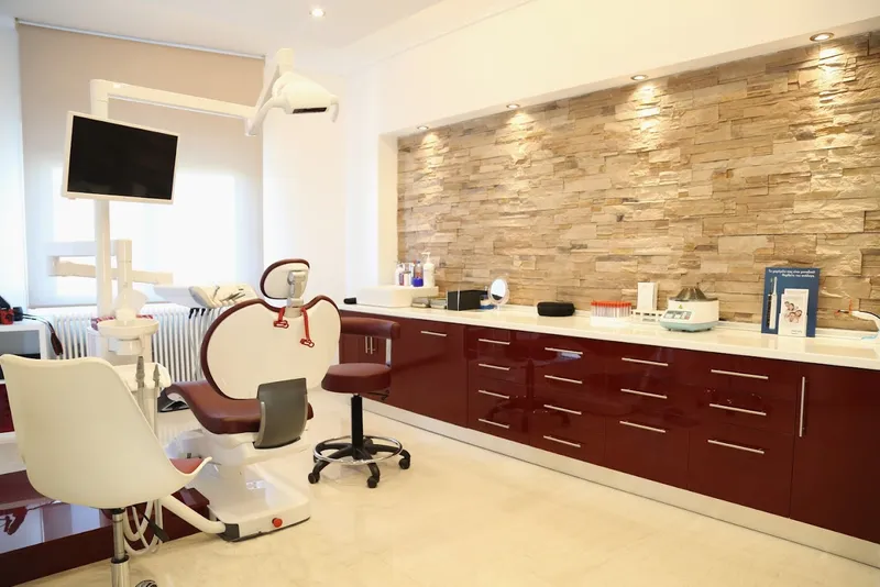 Οδοντίατρος Γλυφάδα | Advanced Dental Center