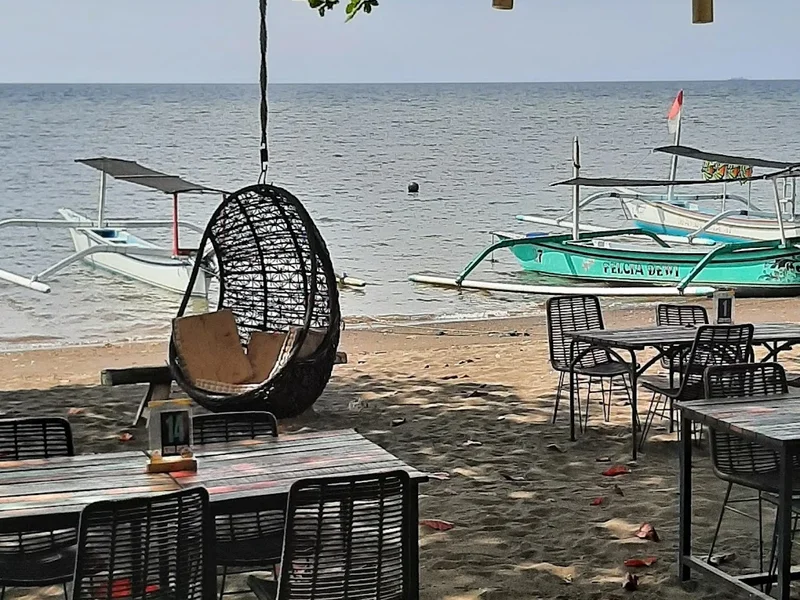 Mentari Lovina Bar & Kitchen