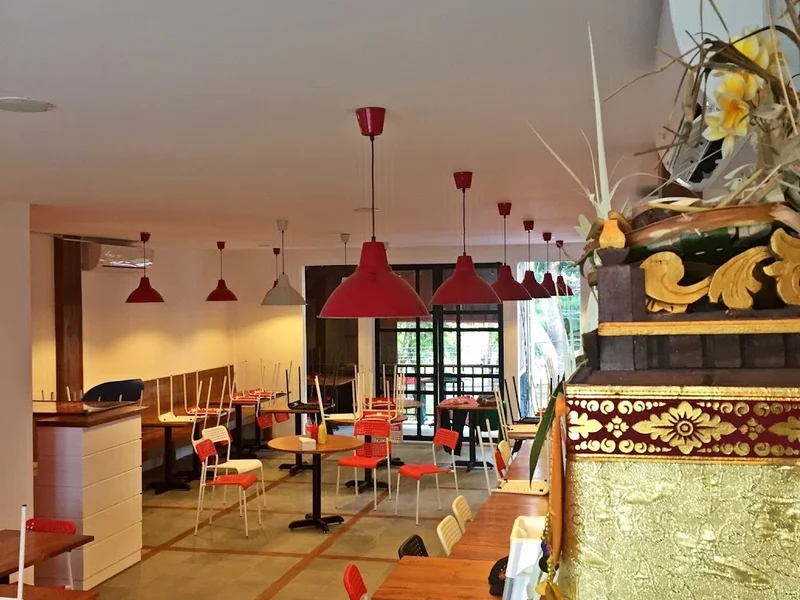 Holycow! STEAKHOUSE By Chef Afit