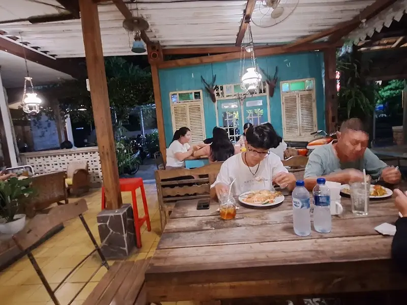 Mailaku Roemah Nongkrong