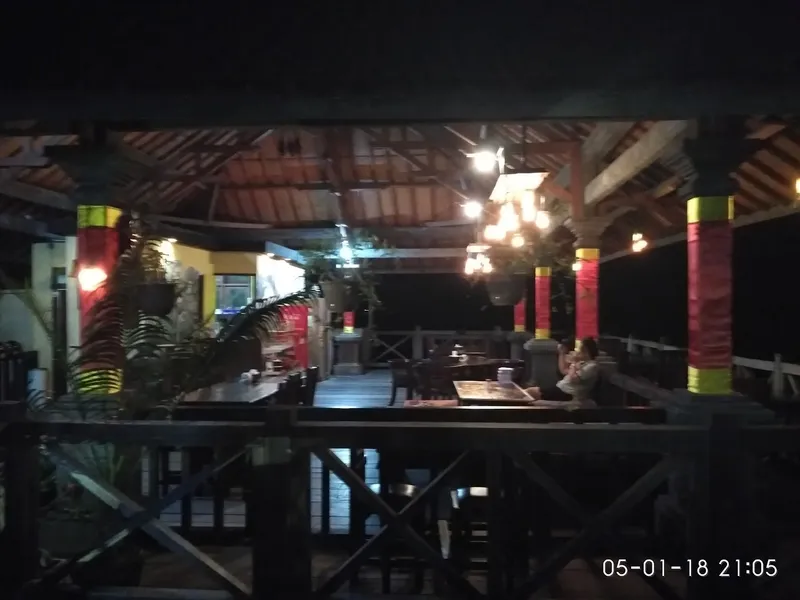 Upik Dermaga Resto