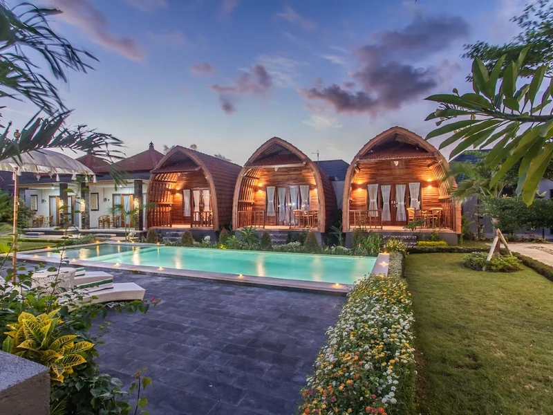 Mailaku House