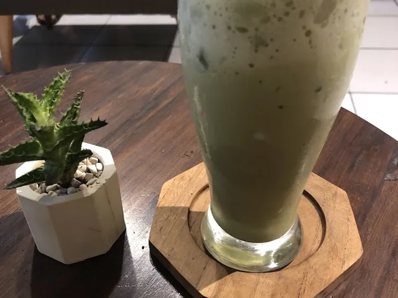 Mojiza Coffee & Study