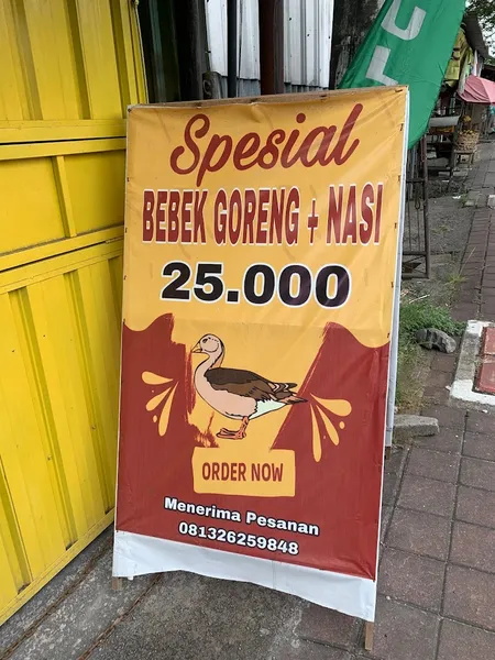 Bebek Goreng Pak Haji