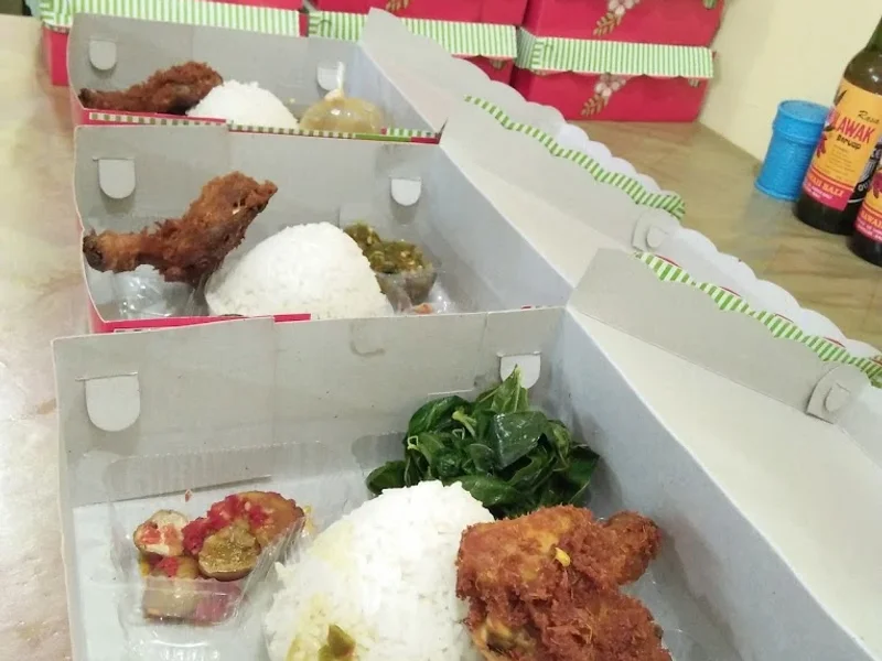 Rumah Makan Murah Meriah Masakan Padang