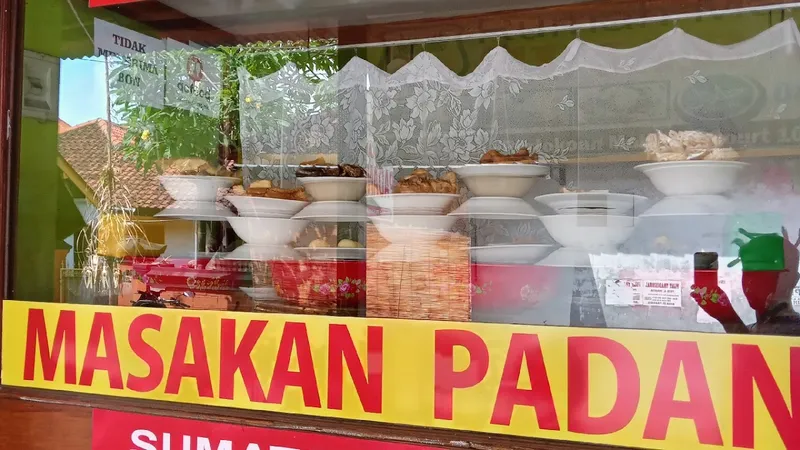 Rumah Makan Padang SINAR BARU, Mataram Kuta