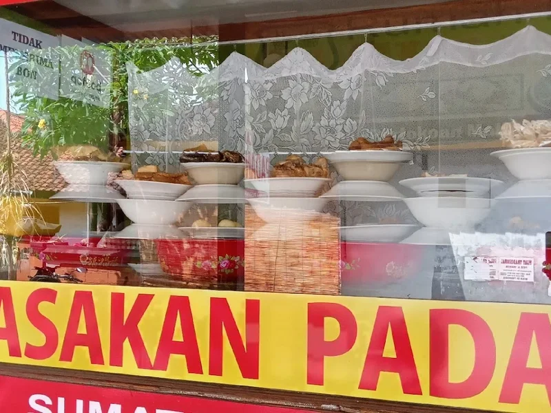 Rumah Makan Padang SINAR BARU, Mataram Kuta