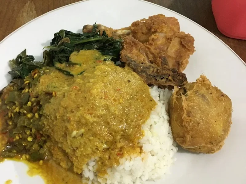 Rumah Gadang Masakan Padang (cabang Basangkasa)