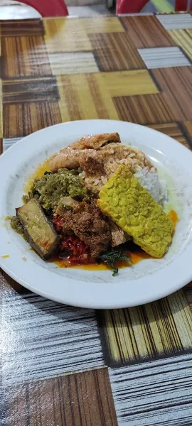 Rumah Makan Padang Berkat Saiyo