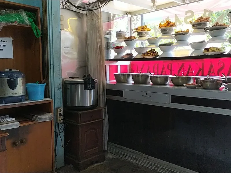 Nasi Padang Tuah Sakato
