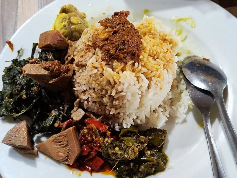 Rumah Makan Padang Minang Saiyo