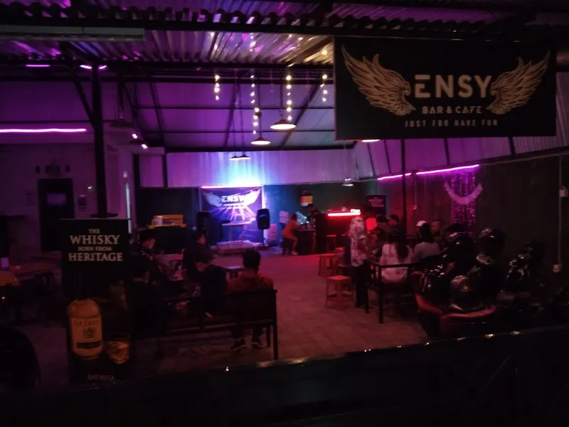 ENSY Bar and Cafe