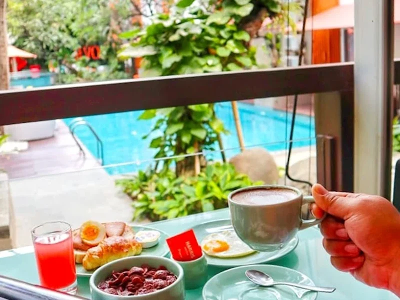 HARRIS Hotel & Residences Sunset Road - Bali