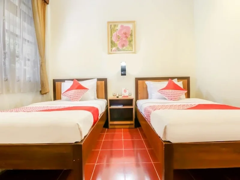 Hotel Catur Adi Putra