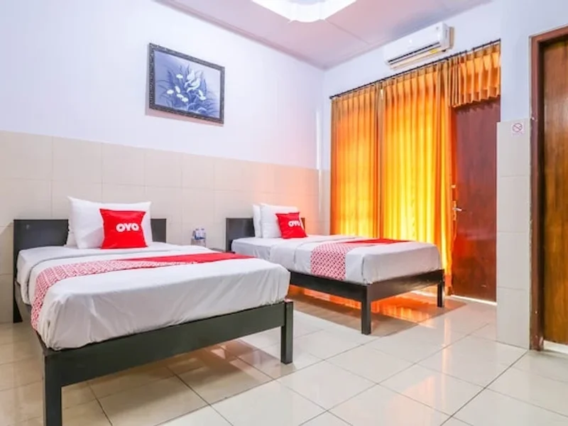 SUPER OYO 1952 Hotel Dewata Indah