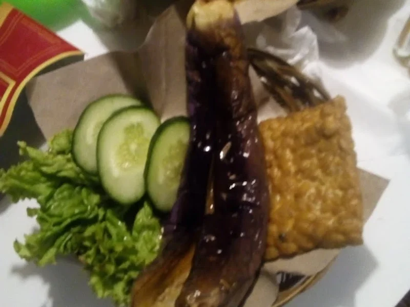 Warung Lalapan Ayam Penyet Jago Cabe