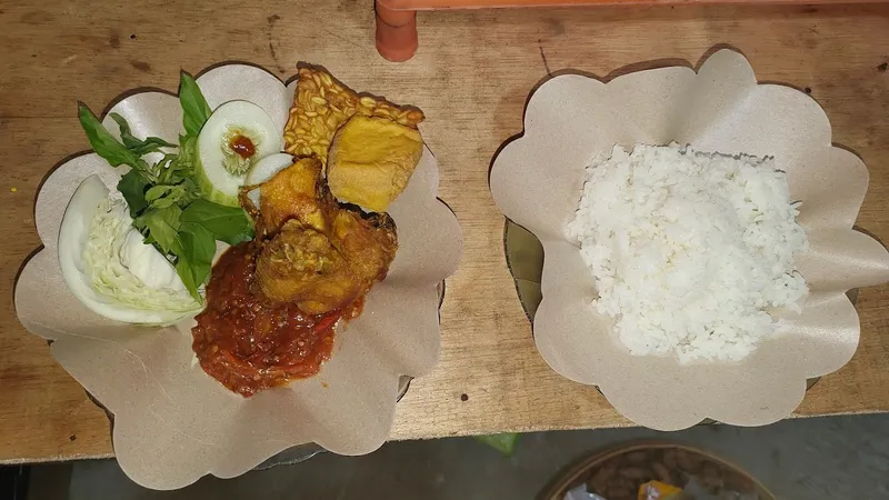 WARUNG PECEL LELE CAK AJI