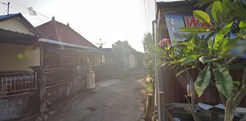 Rumah Makan Muslim "Mbok Riz"