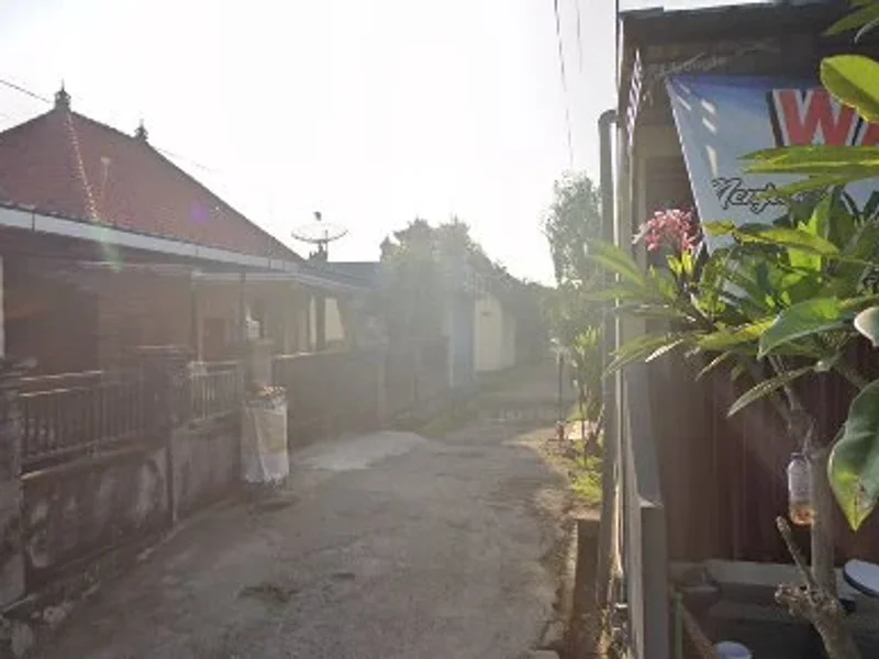 Rumah Makan Muslim "Mbok Riz"