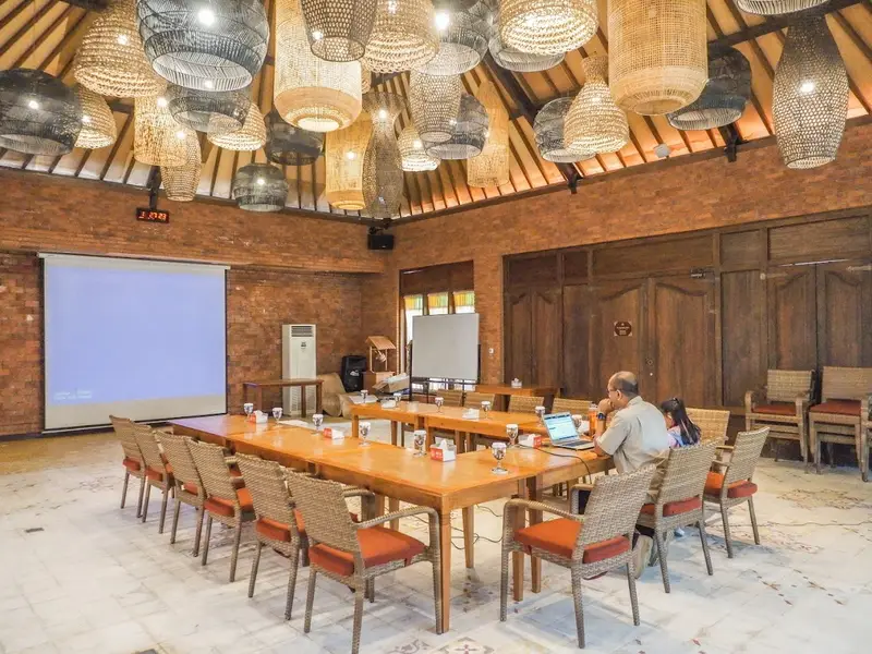 Bale Udang Mang Engking Kuta