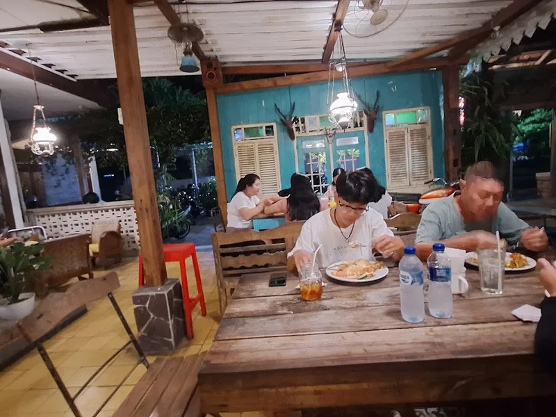 Mailaku Roemah Nongkrong