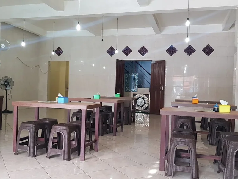 Warung Bebek Karunia Cabang Monang Maning