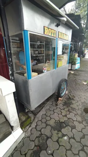 Roti Bakar