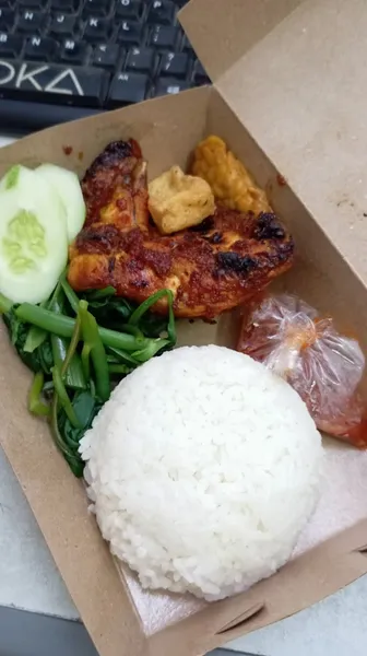 AYAM BAKAR PAN GITA