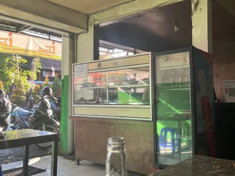 Warung Linci Ayam Goreng Kremes Khas Suroboyo