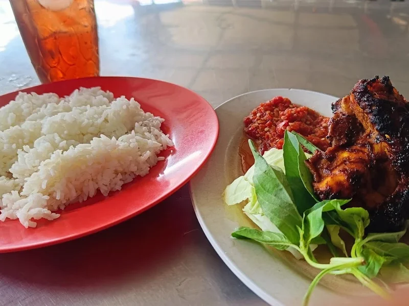 Ayam Bakar Wo Ai Ni 2