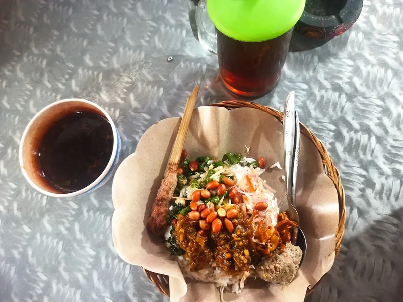 Warung Makan Budi Nasi Ayam Guling