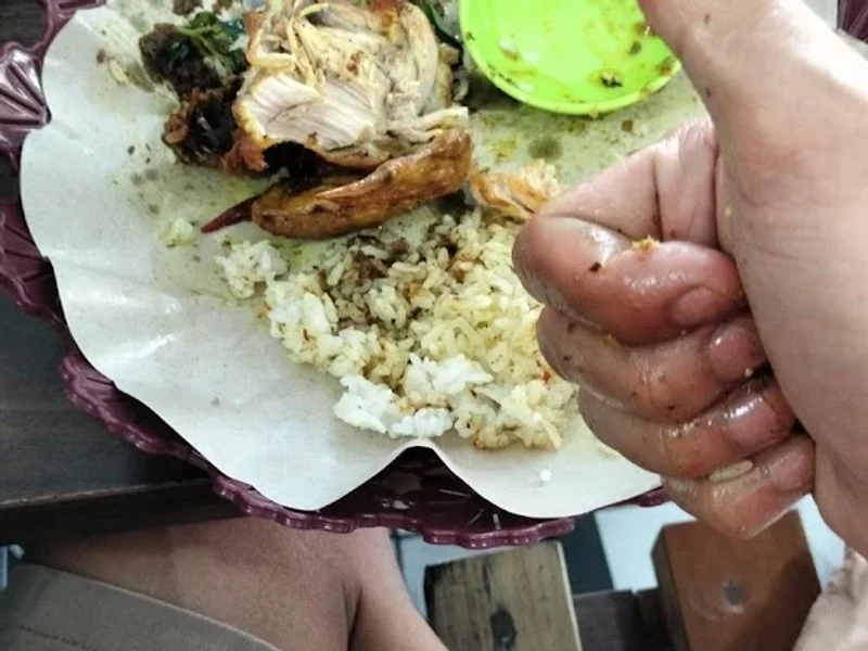 Bebek & Ayam Goreng Bumbu Hitam Sonic