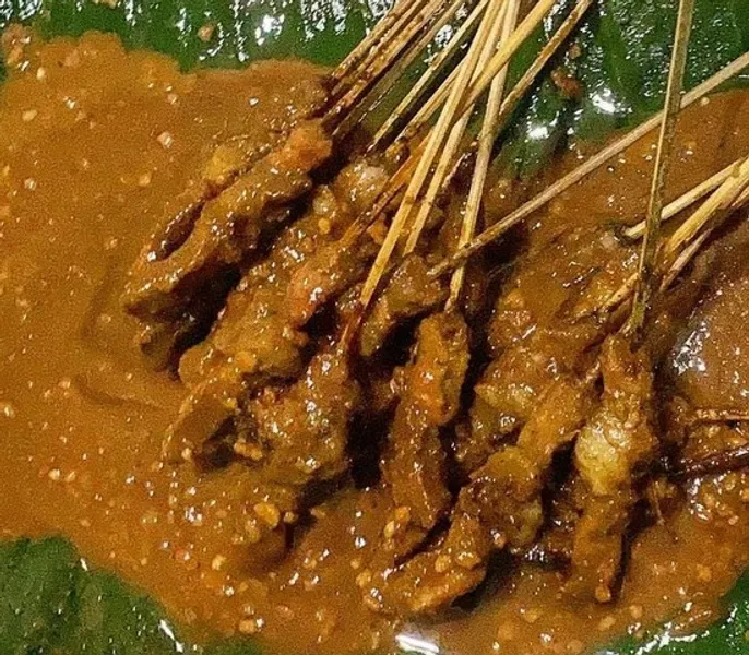 sate ayam dan gule madura pak udin