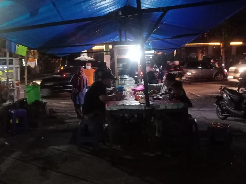 Sate Ayam, Soto Ayam Suramadu