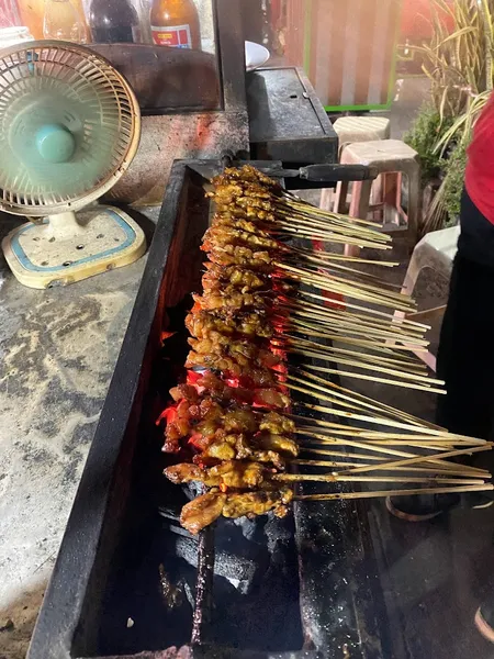 Warung sate viral Sampang Madura