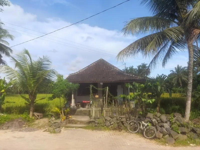 Markas keluarga Ik Bali