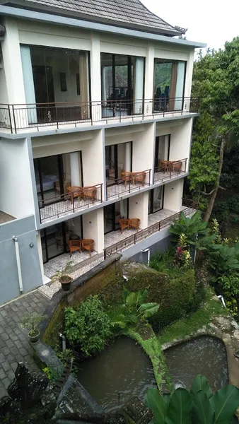 Puri Saron Hotel Madangan