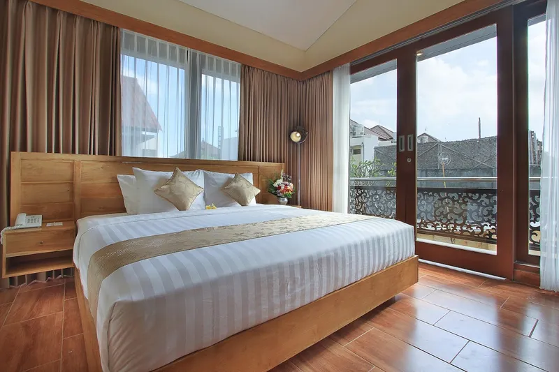 Grand Kesambi Resort And Villa