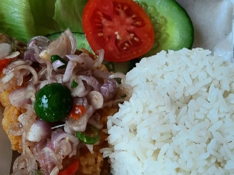 Ayam Geprek Kampoeng Dawas