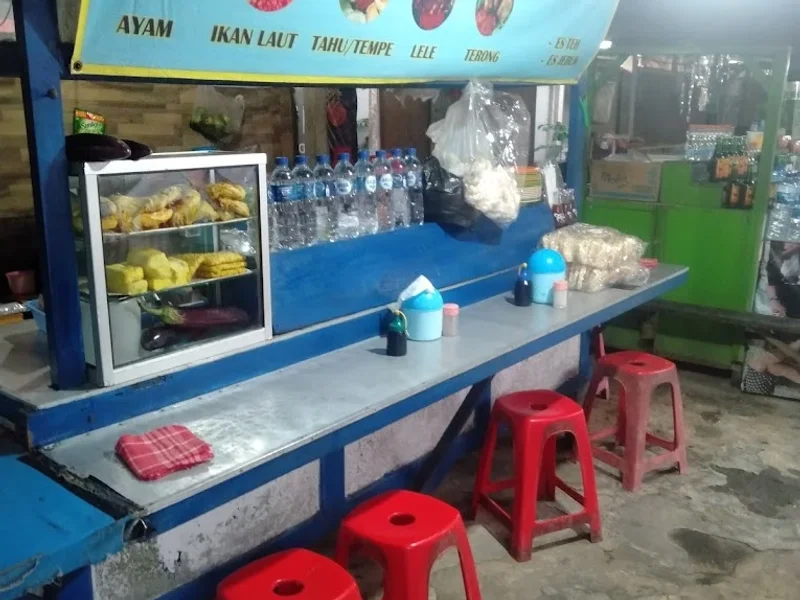 Warung Pecel Lele Pak Ryan
