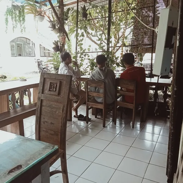 Warung Sriwijaya (Nasi Campur Jawa Halal)