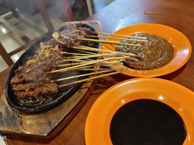 Warung Muslim Madura Pak Min