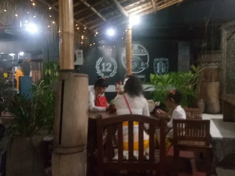 Warung Pizza Mr. Bro