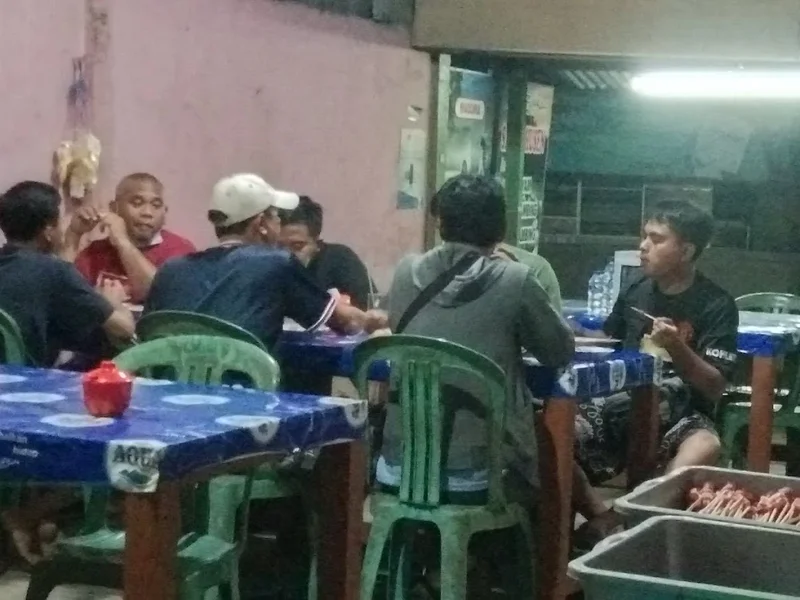 Warung Sate Kambing & Gule Pak Husen