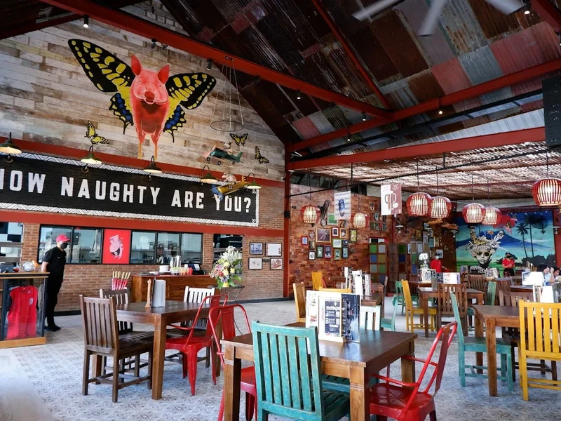 Naughty Nuri’s Warung, Sanur