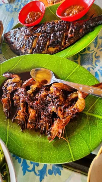 Warung Ikan Bakar Xenia