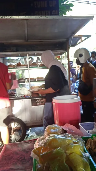 Pecel nasi campur